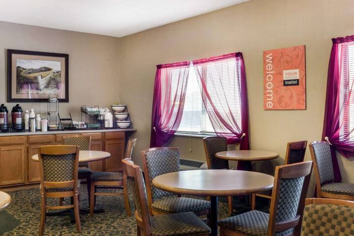 Comfort Inn Jamestown South