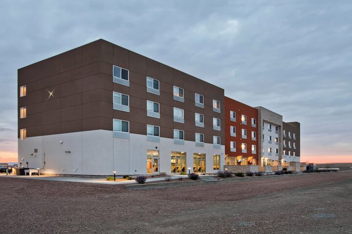 Hotel 14 of 100