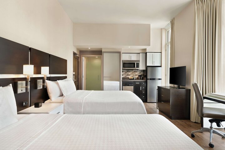 Room 21 of 59
