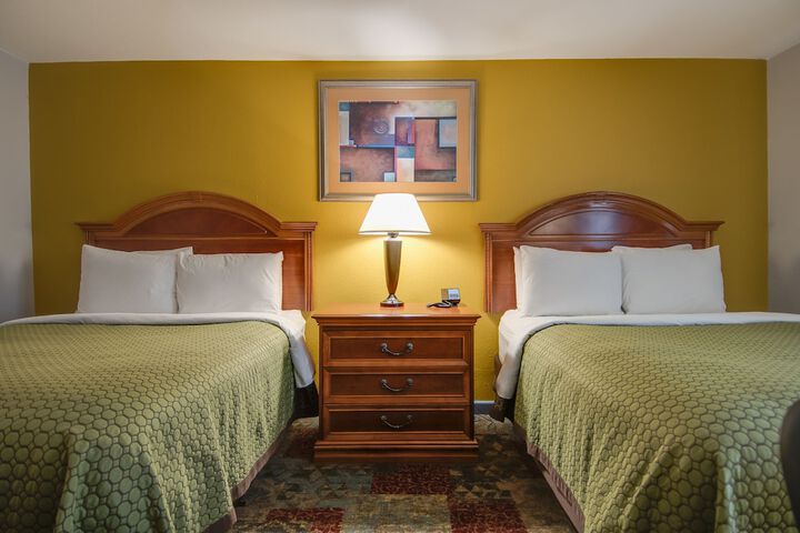 Room 27 of 34