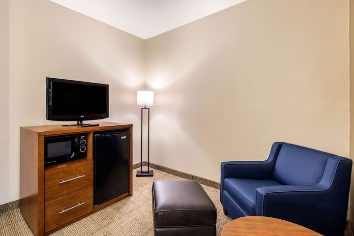 Room 15 of 30