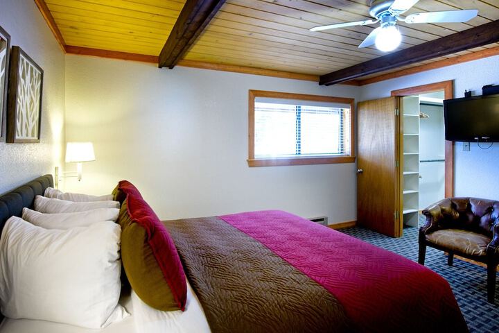 Room 30 of 60