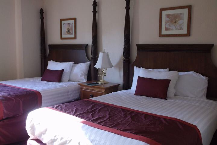 Room 28 of 82