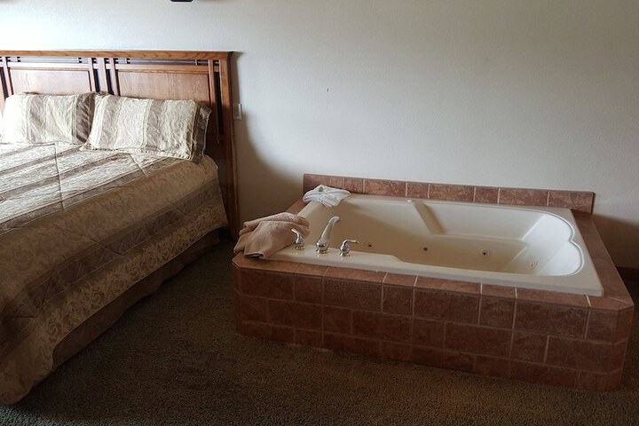Robinhood Resort