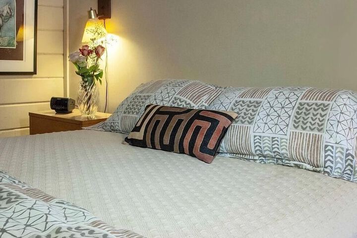 Room 2 of 7
