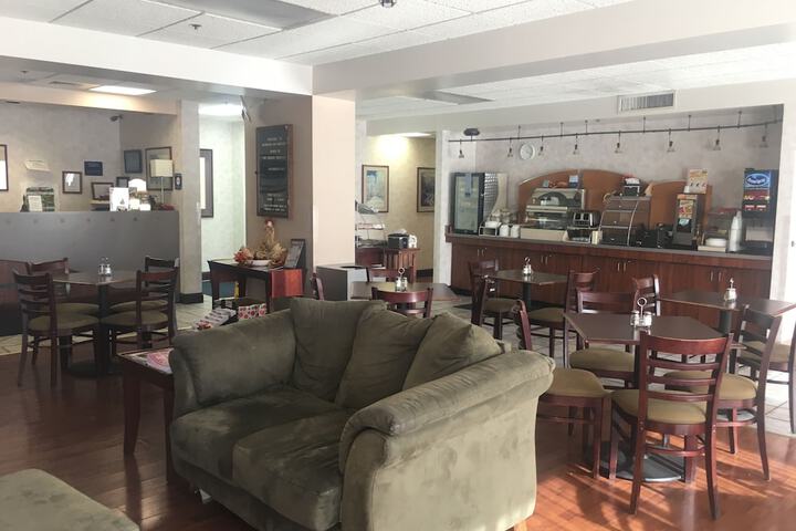 Mountain Inn & Suites