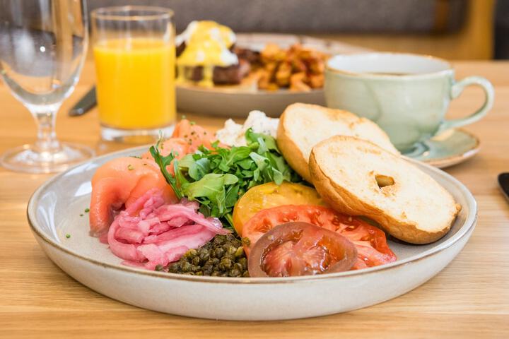 Breakfast/Coffee Service 78 of 100