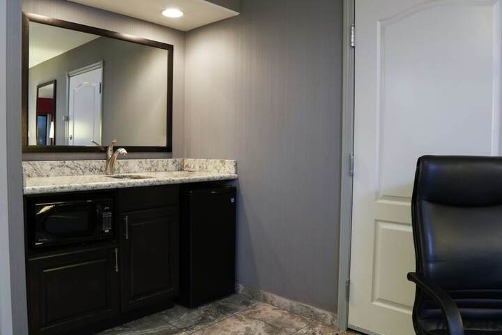 Room 21 of 72