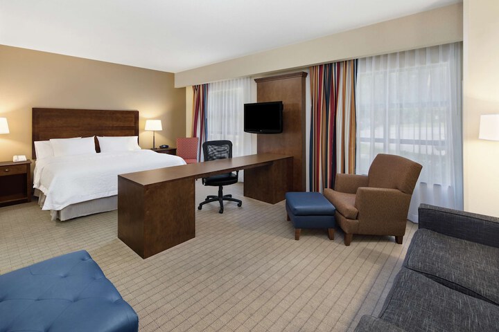 Room 10 of 24