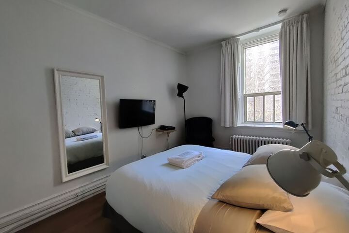 Room 22 of 30