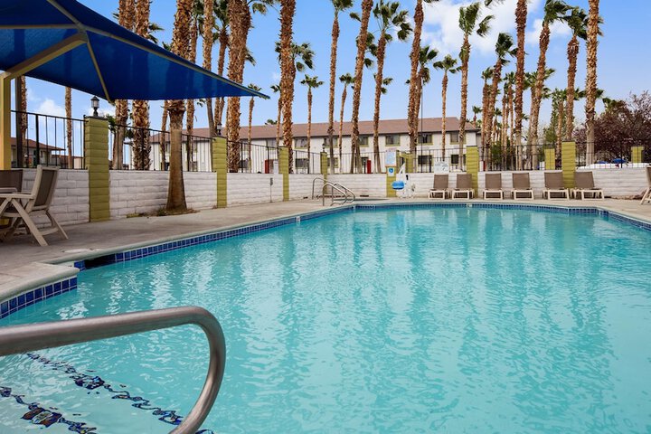 Pool 3 of 33