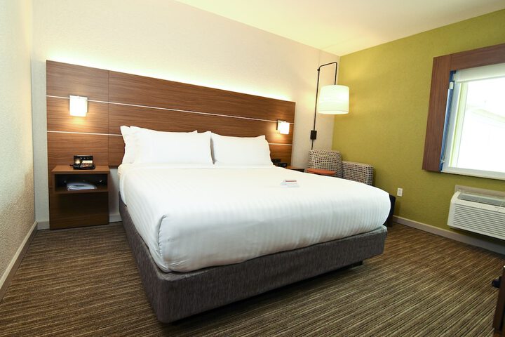 Room 55 of 126