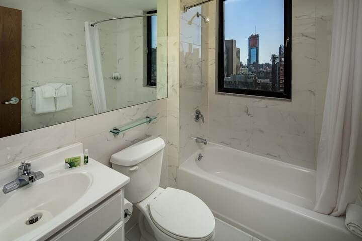 Orchard Street Hotel