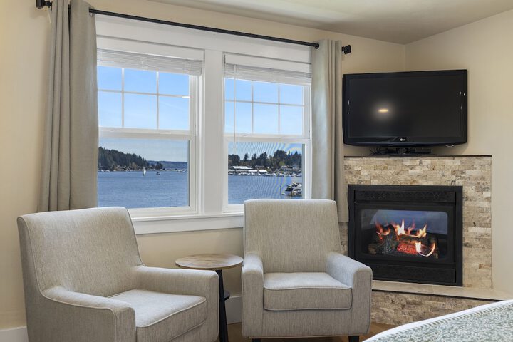 Waterfront Inn