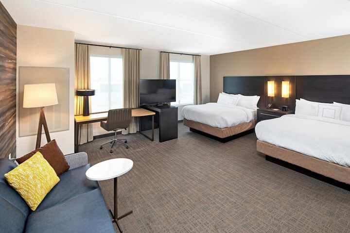Room 13 of 26