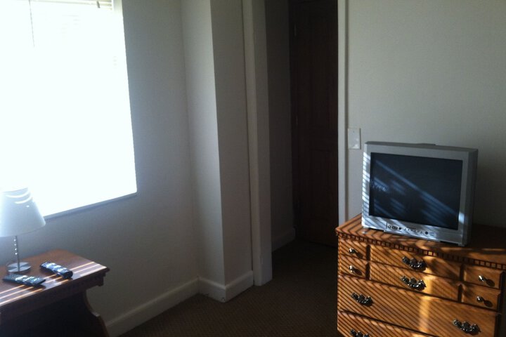 Room 12 of 14