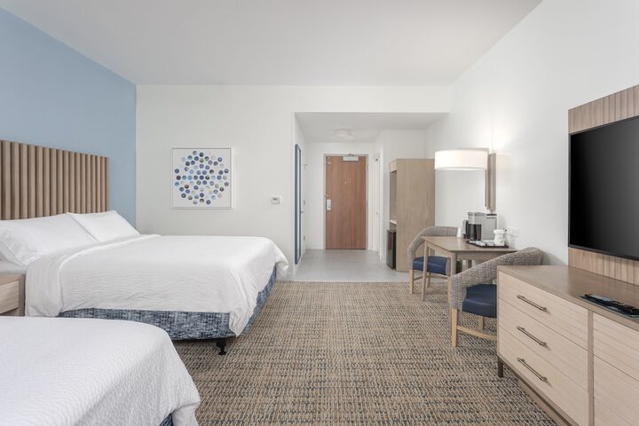 Room 40 of 85