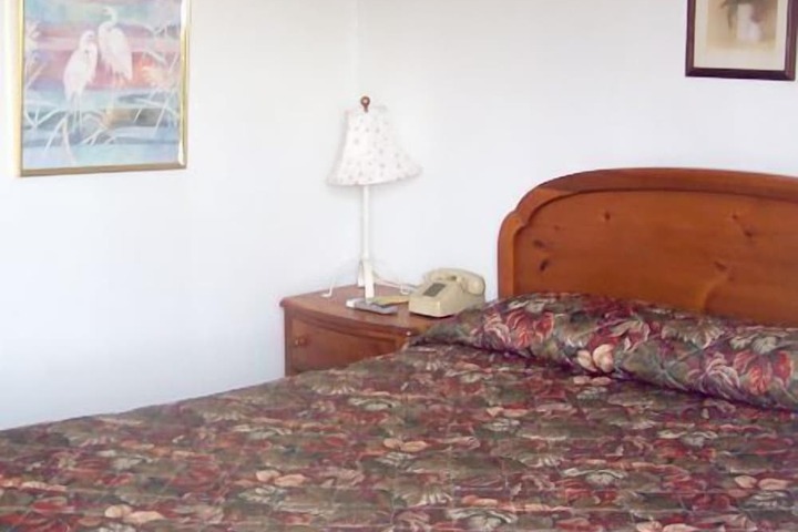 Room 7 of 7