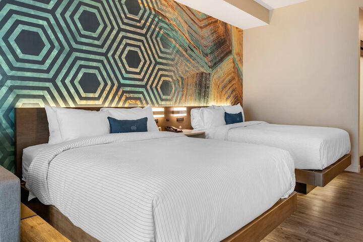 Cambria Hotel St. Petersburg-Madeira Beach Marina