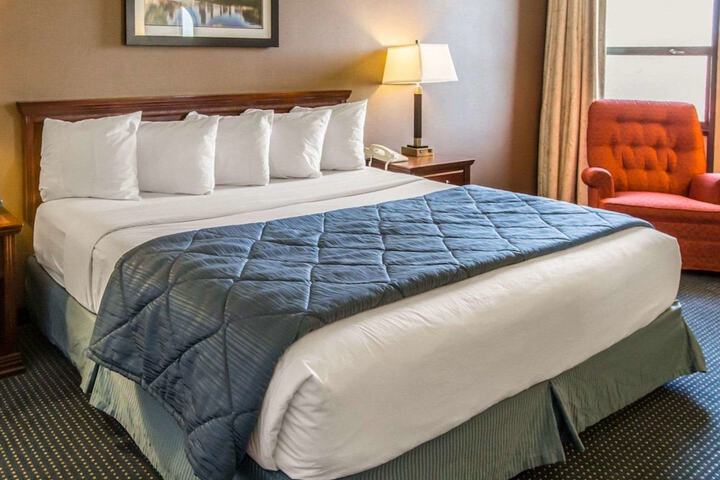 Quality Inn Schaumburg - Chicago near the Mall