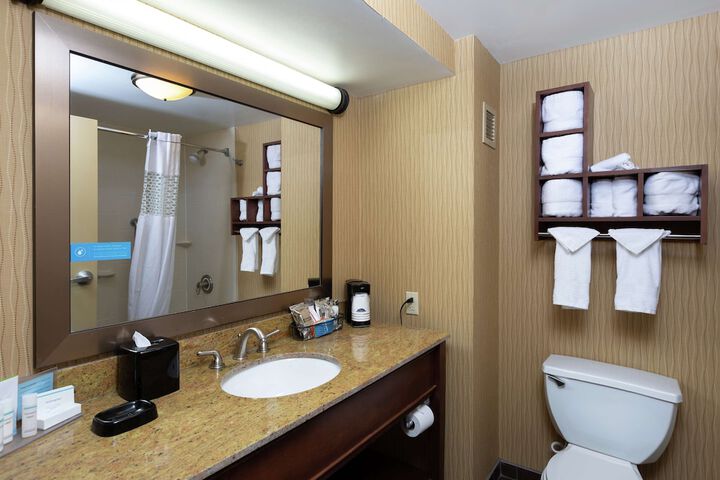 Room 19 of 41