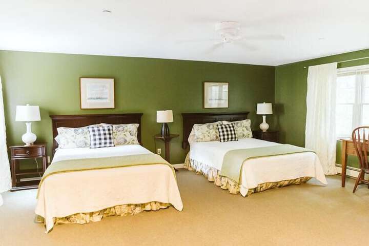 Room 32 of 45