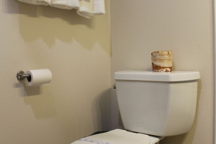 Room 11 of 29