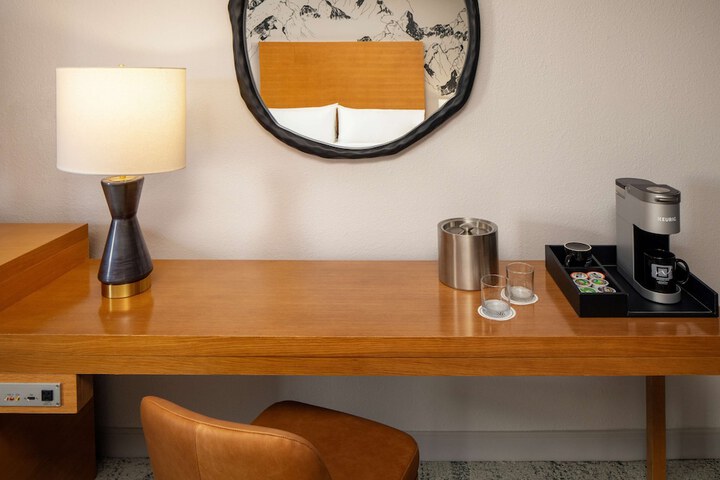 Whitney Peak Hotel Reno Tapestry Collection by Hilton