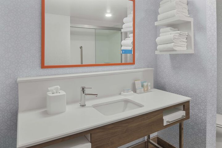 Hampton Inn & Suites Macon I-75 North
