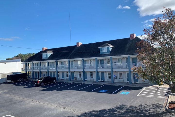 Hotel 6 of 45