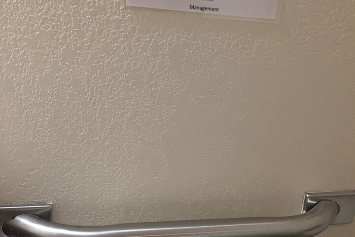 Room 15 of 34