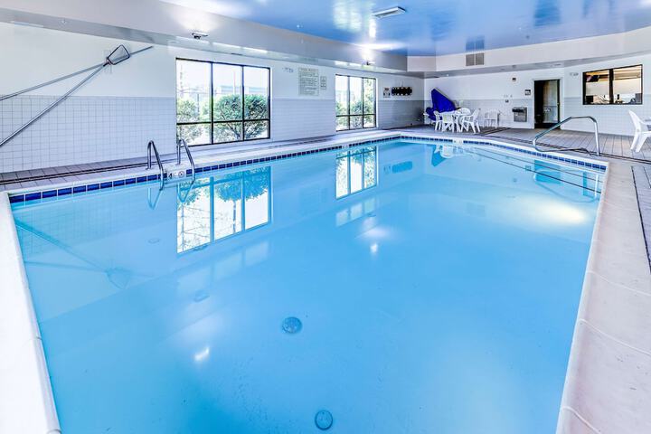Pool 13 of 75