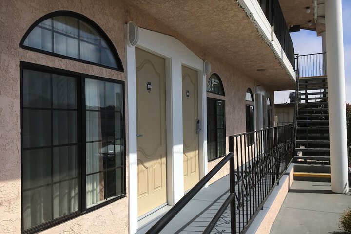 Seaview Inn