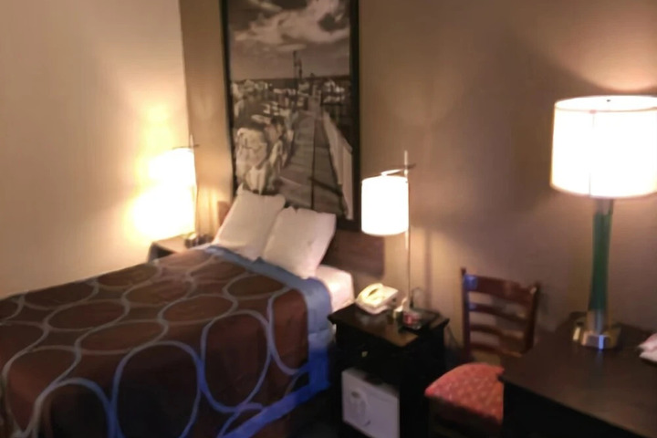 SUPER 8 BY WYNDHAM JOPPA