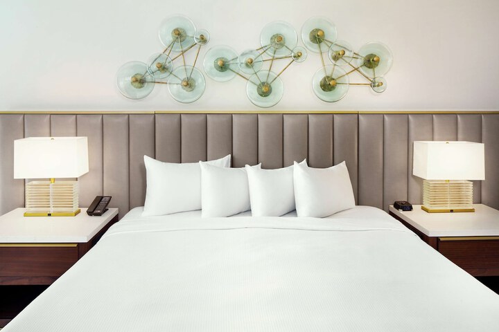 Hilton Marco Island Beach Resort and Spa