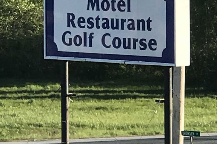 Hotel 4 of 105