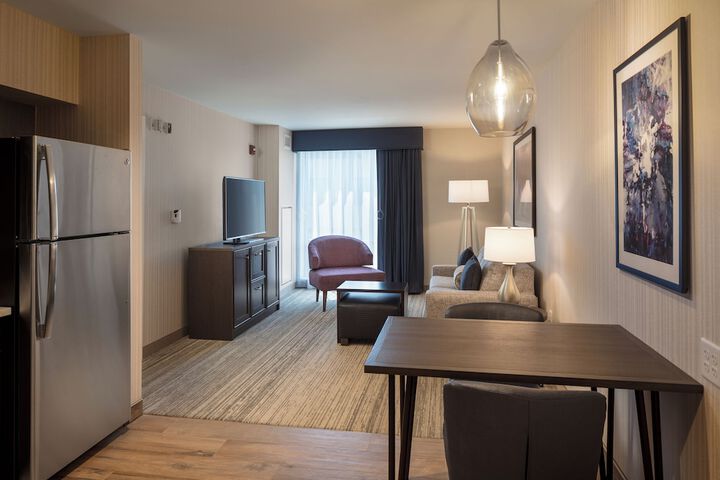Room 11 of 35