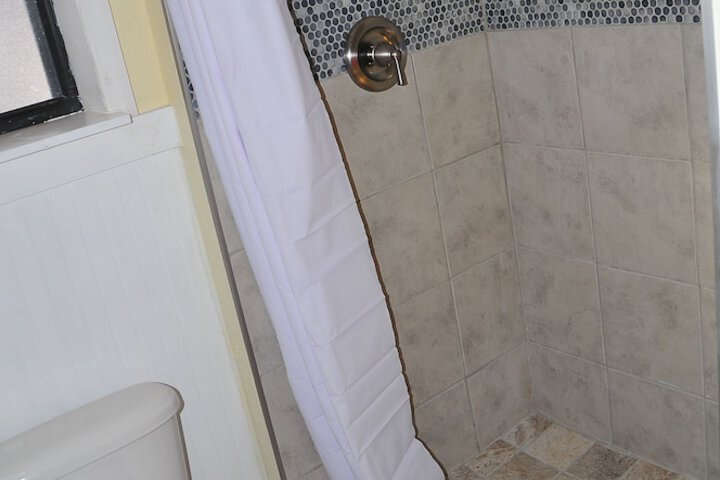 Room 8 of 26