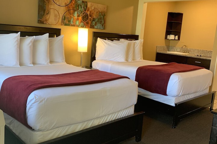 Room 18 of 40