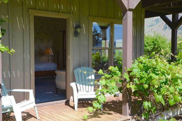 Casia Lodge and Ranch