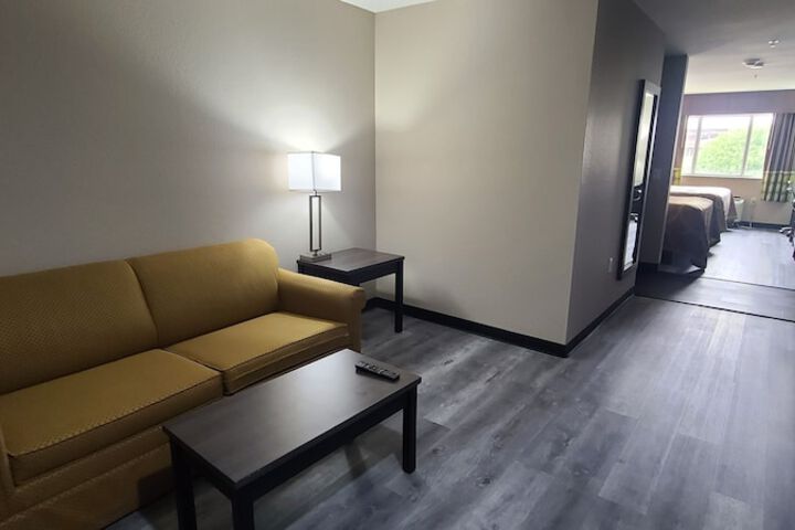 Super 8 by Wyndham Lubbock West