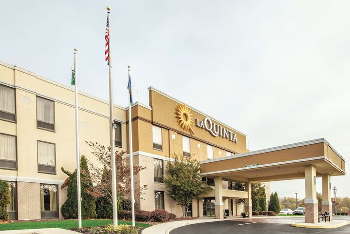 La Quinta Inn & Suites by Wyndham Mechanicsburg - Harrisburg