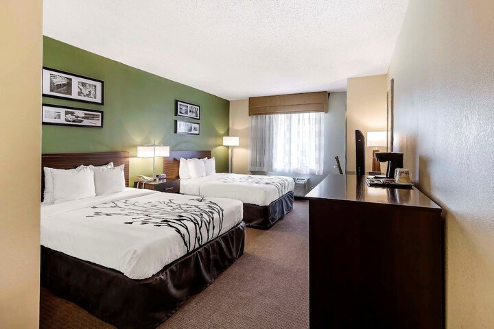 Room 18 of 27