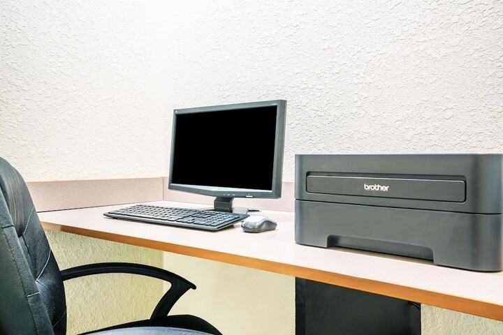 Business Center 33 of 34