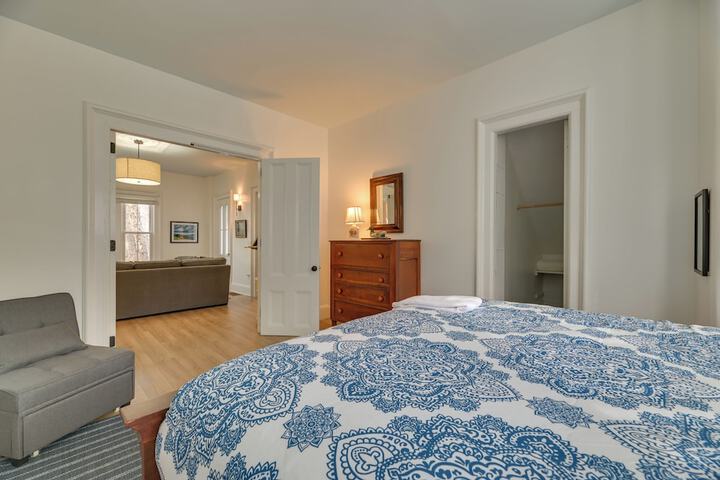 Spacious Naples Vacation Rental w / Private Hot Tub