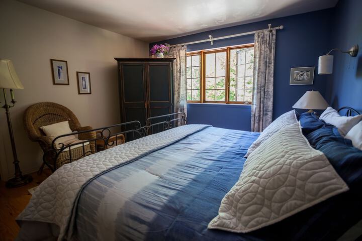 Room 28 of 73
