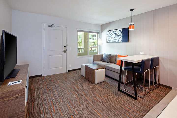 Room 26 of 50