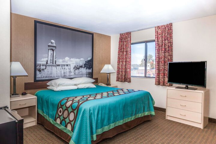 Room 16 of 23