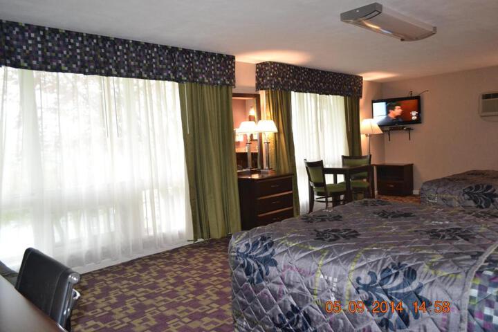 Mount Holyoke Inn