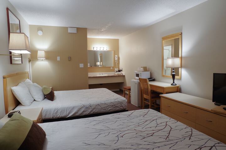 Room 15 of 42